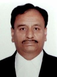 मुंबई में सबसे अच्छे वकीलों में से एक -एडवोकेट  गिरीश शुक्ला