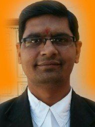 बीड में सबसे अच्छे वकीलों में से एक -एडवोकेट  पाटिल आनंद Kashinathrao