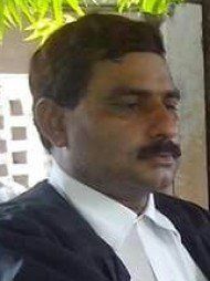 गोरखपुर में सबसे अच्छे वकीलों में से एक -एडवोकेट  वीरेंद्र दुबे