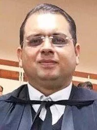 One of the best Advocates & Lawyers in Delhi - Advocate Sumant Manchanda